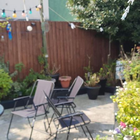 Private Double Room In 卡迪夫 外观 照片