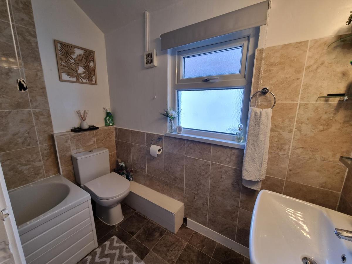 Private Double Room In 卡迪夫 外观 照片