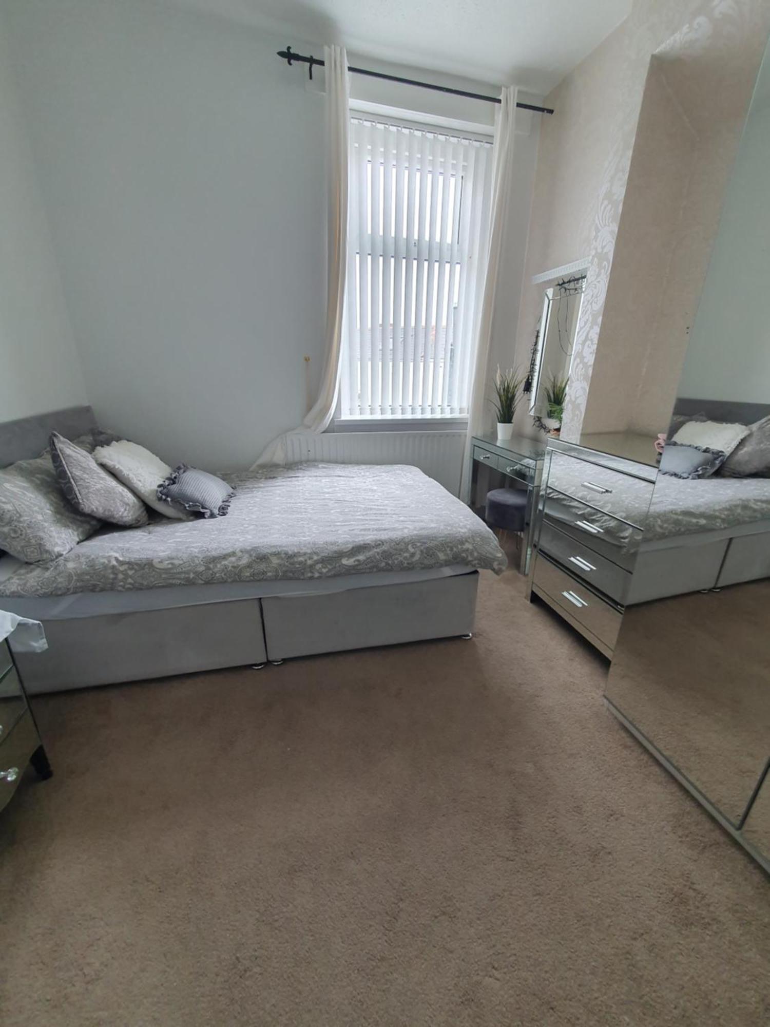 Private Double Room In 卡迪夫 外观 照片