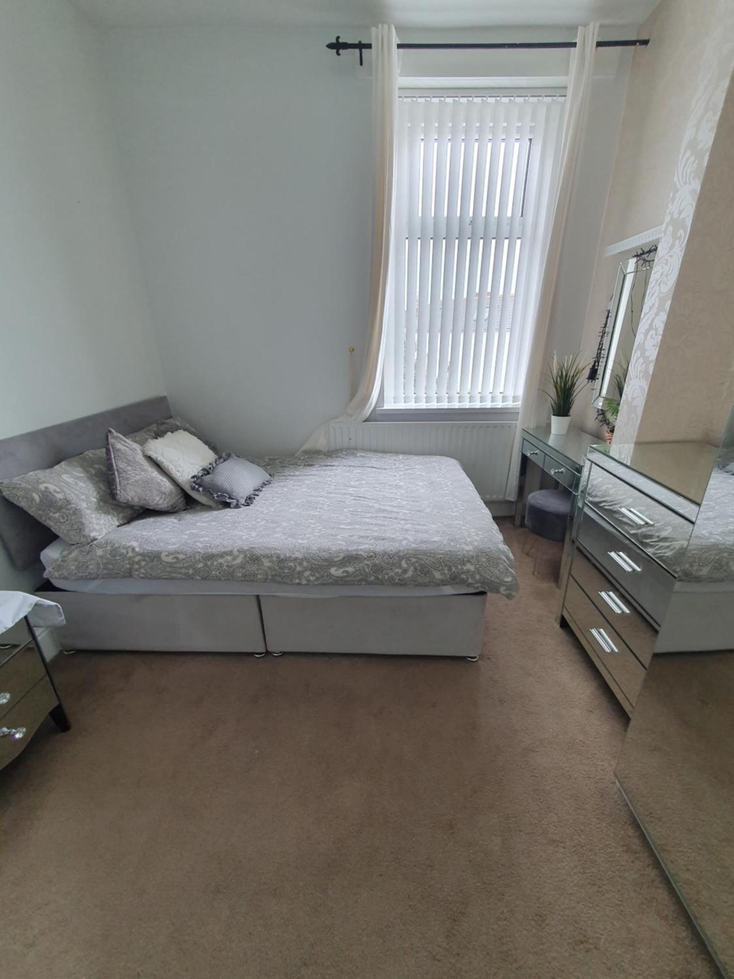 Private Double Room In 卡迪夫 外观 照片