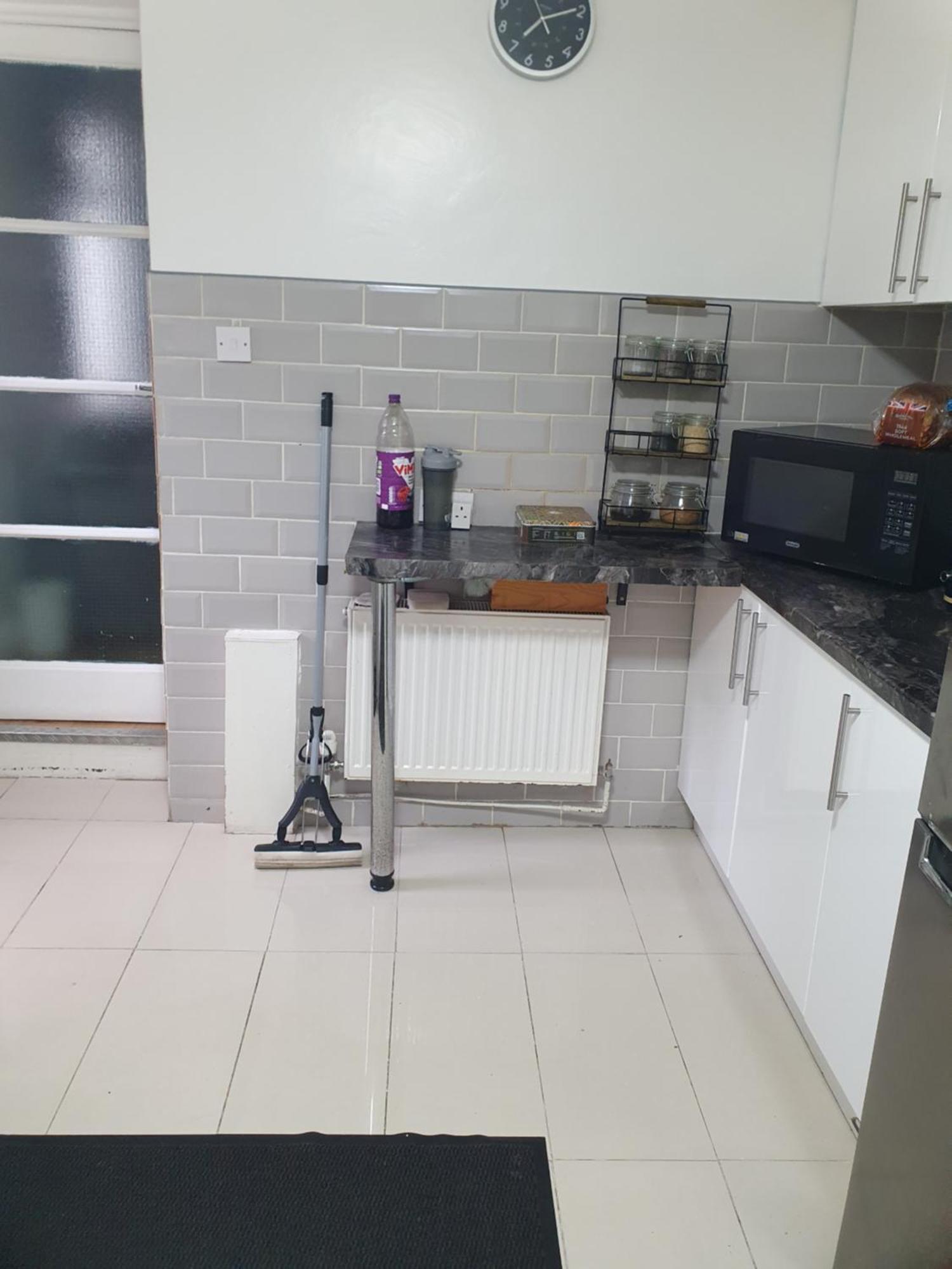 Private Double Room In 卡迪夫 外观 照片